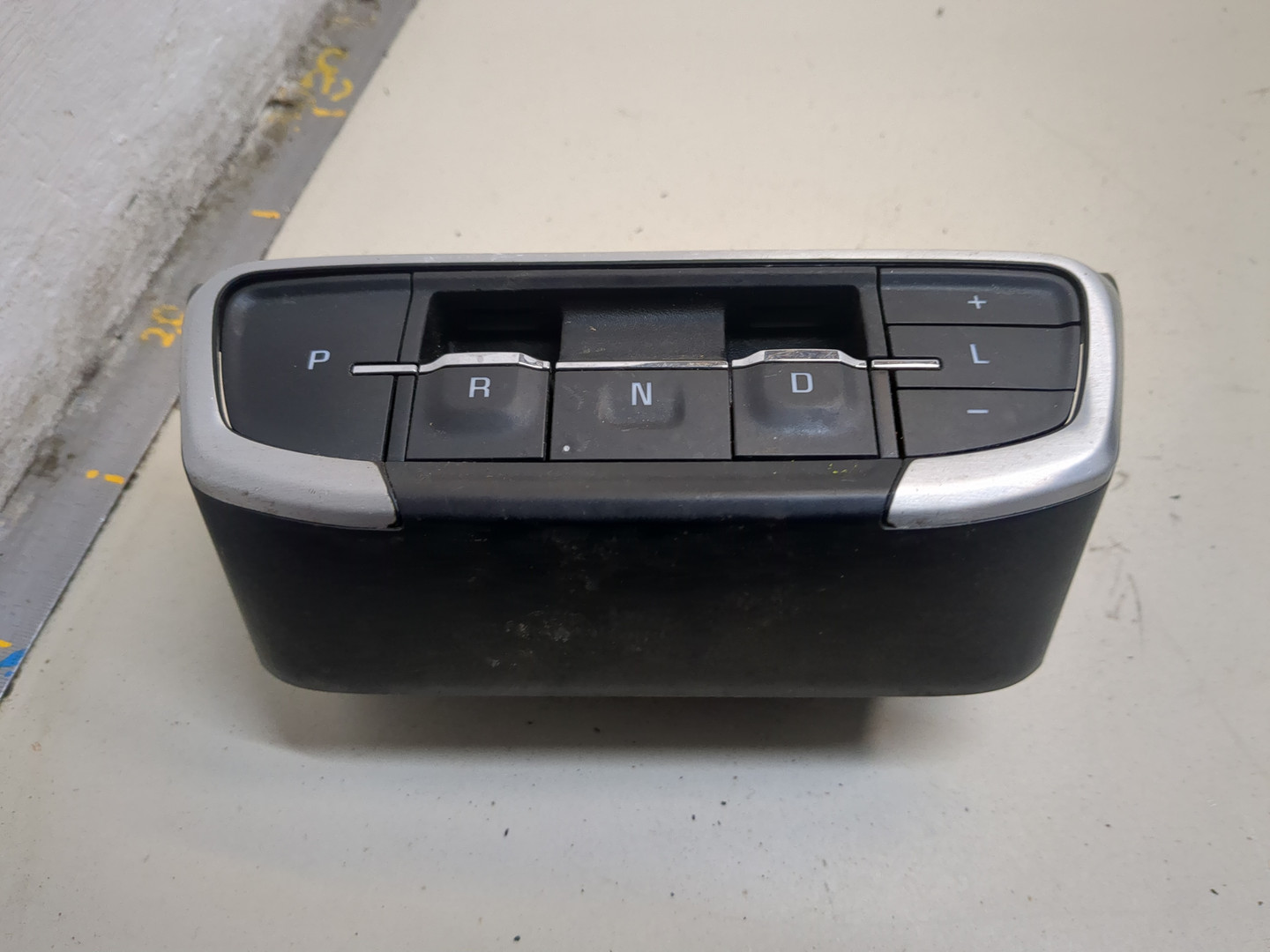 Кулиса МКПП / АКПП