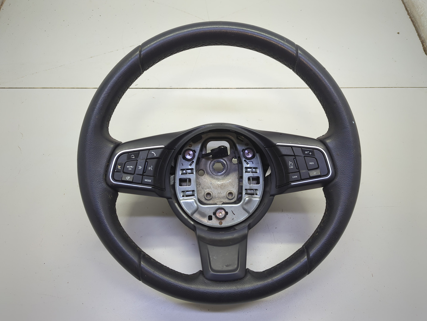 Рулевое колесо (руль)