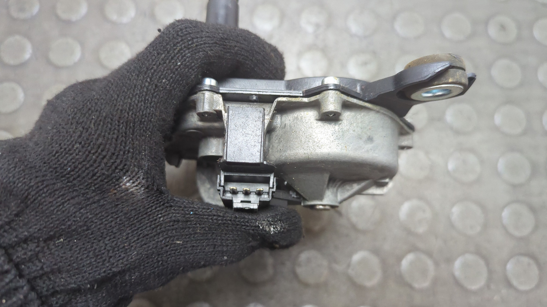 Моторчик стеклоочистителя задний