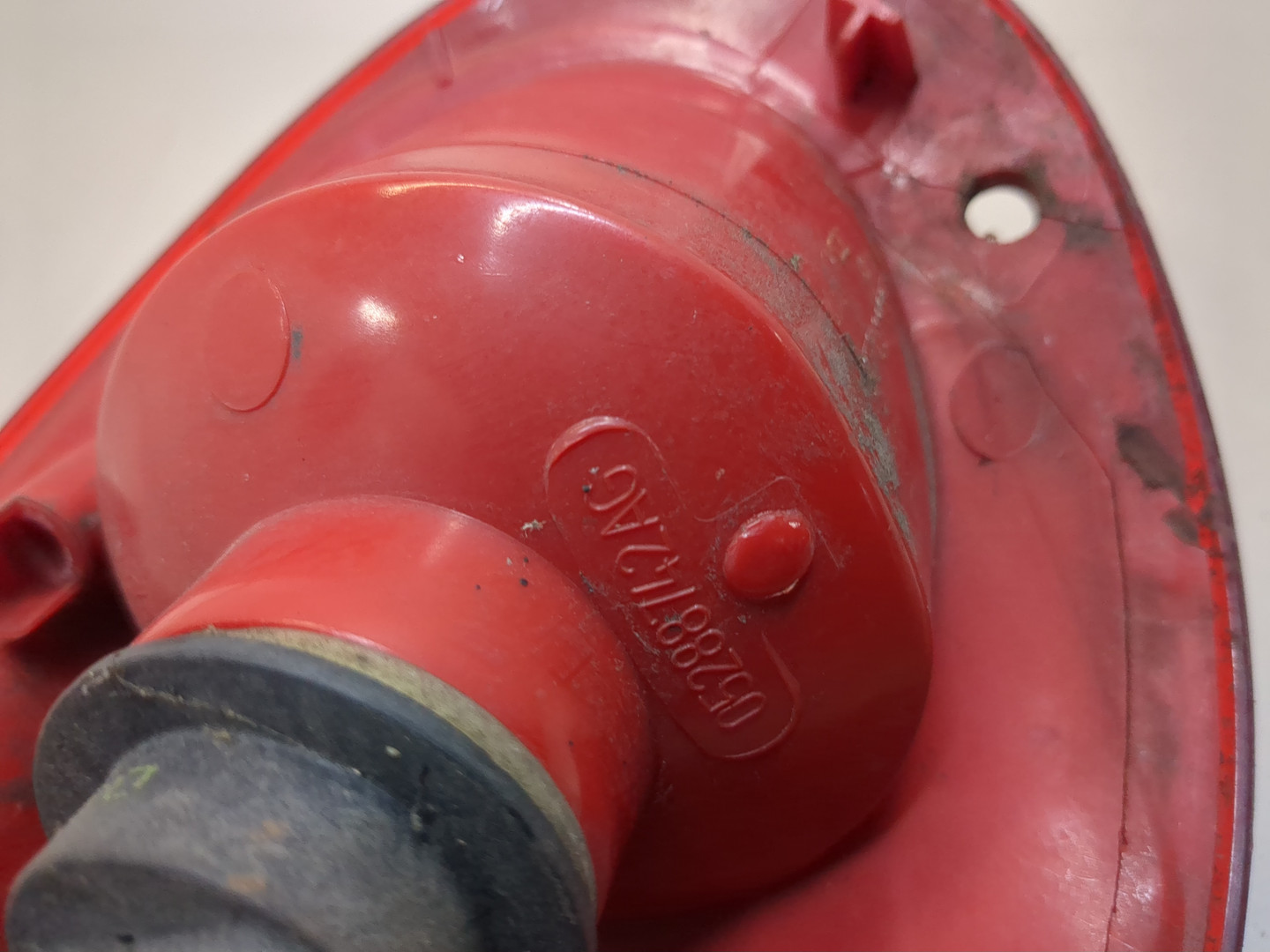 Фонарь задний правый