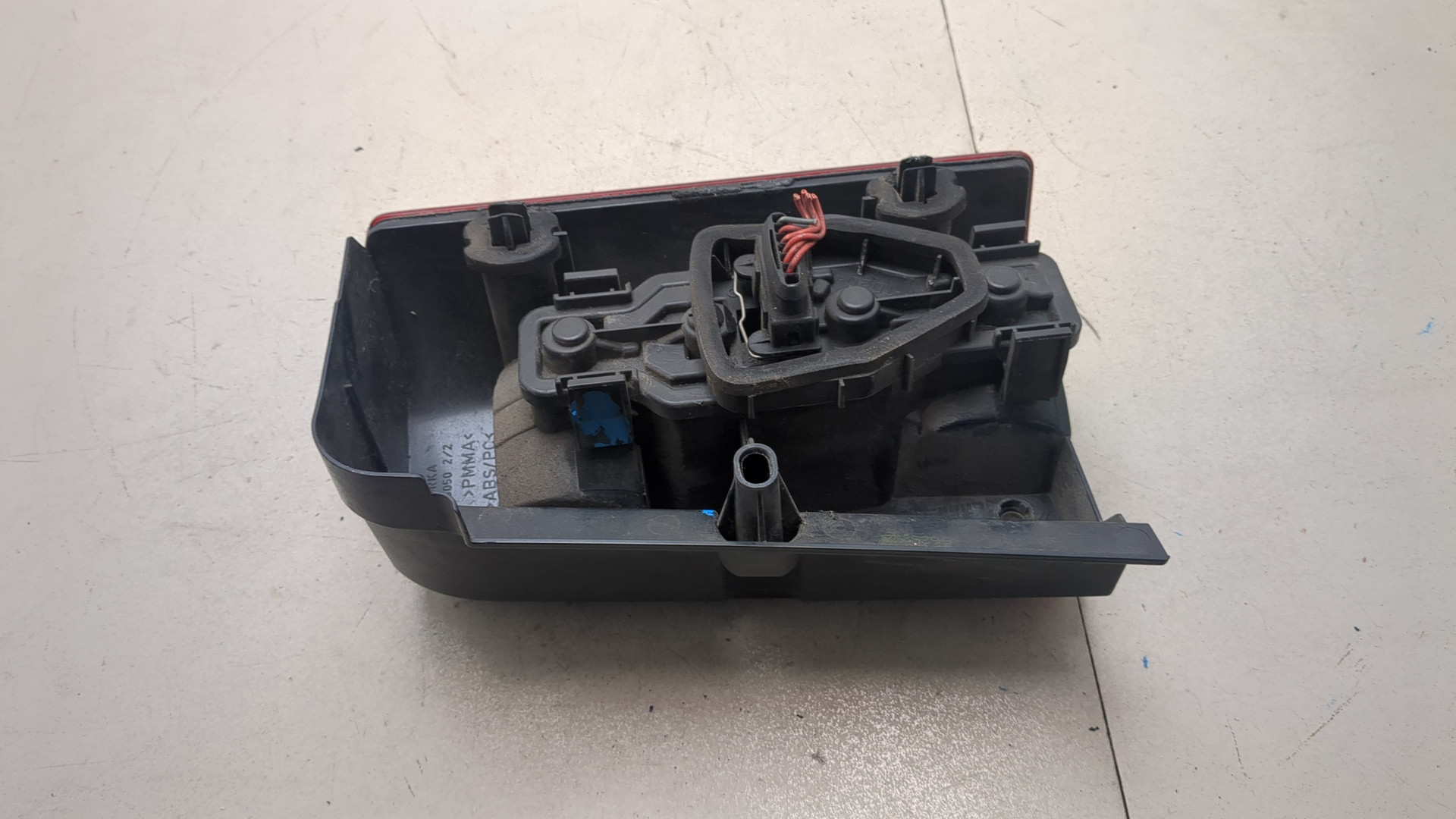 Фонарь задний левый