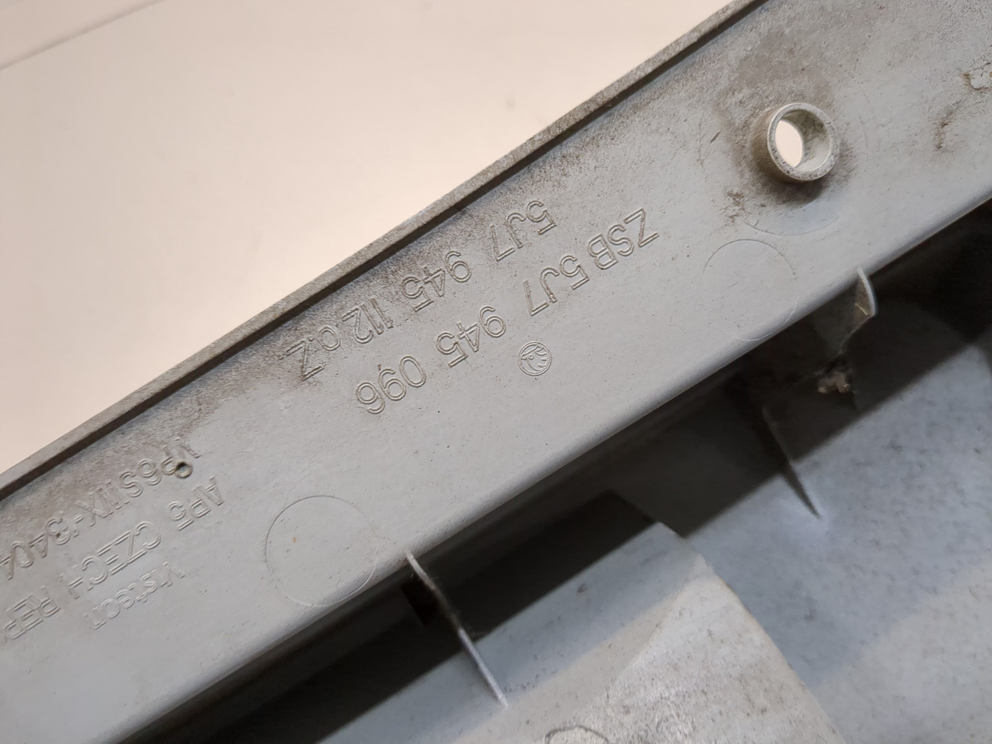 Фонарь задний правый