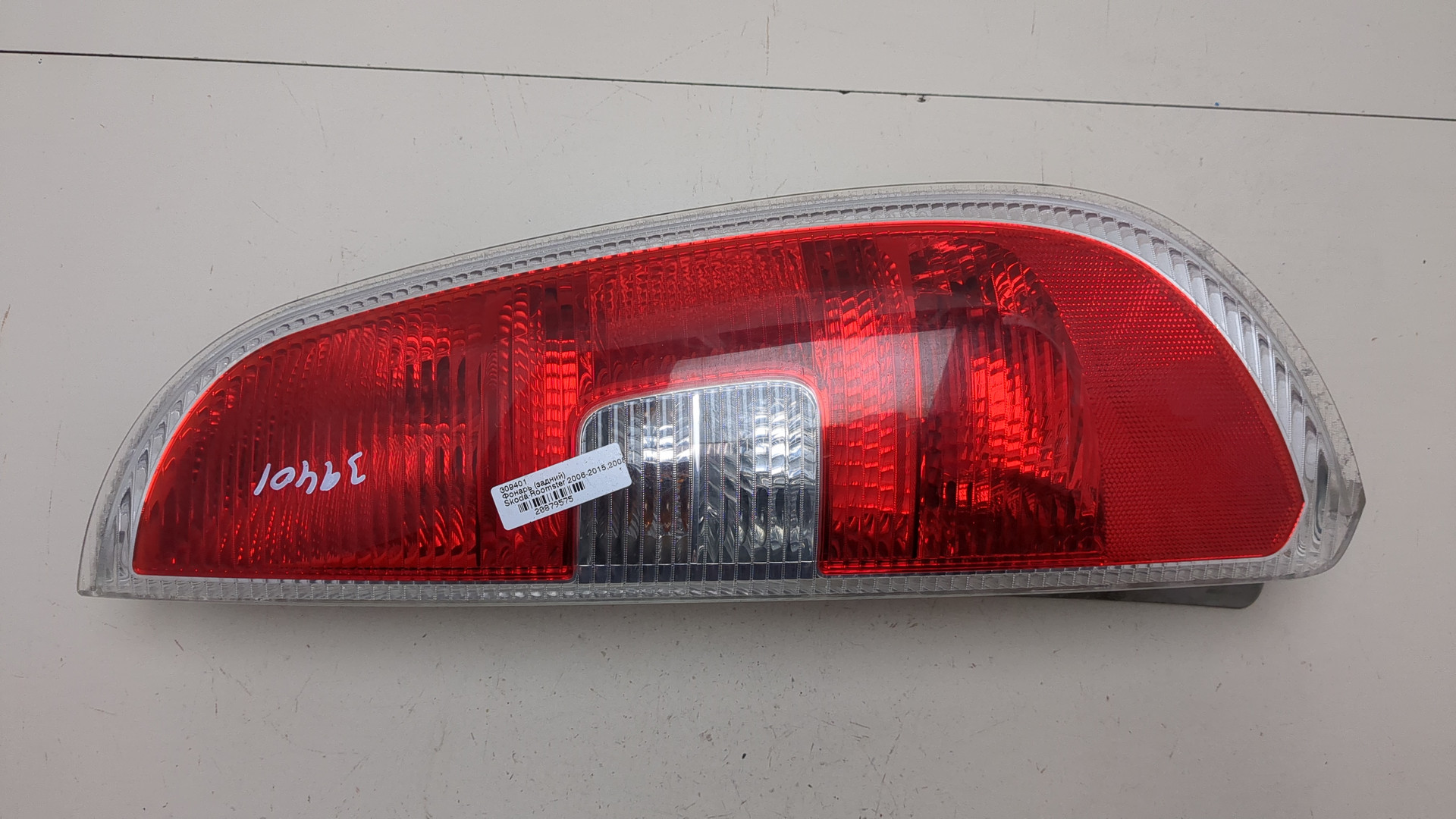 Фонарь задний правый