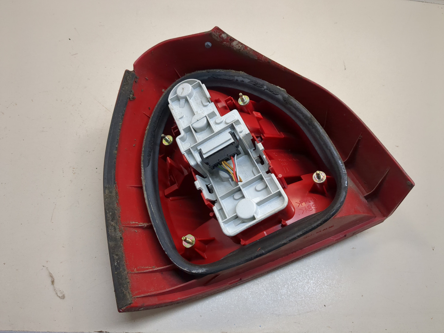 Фонарь задний правый