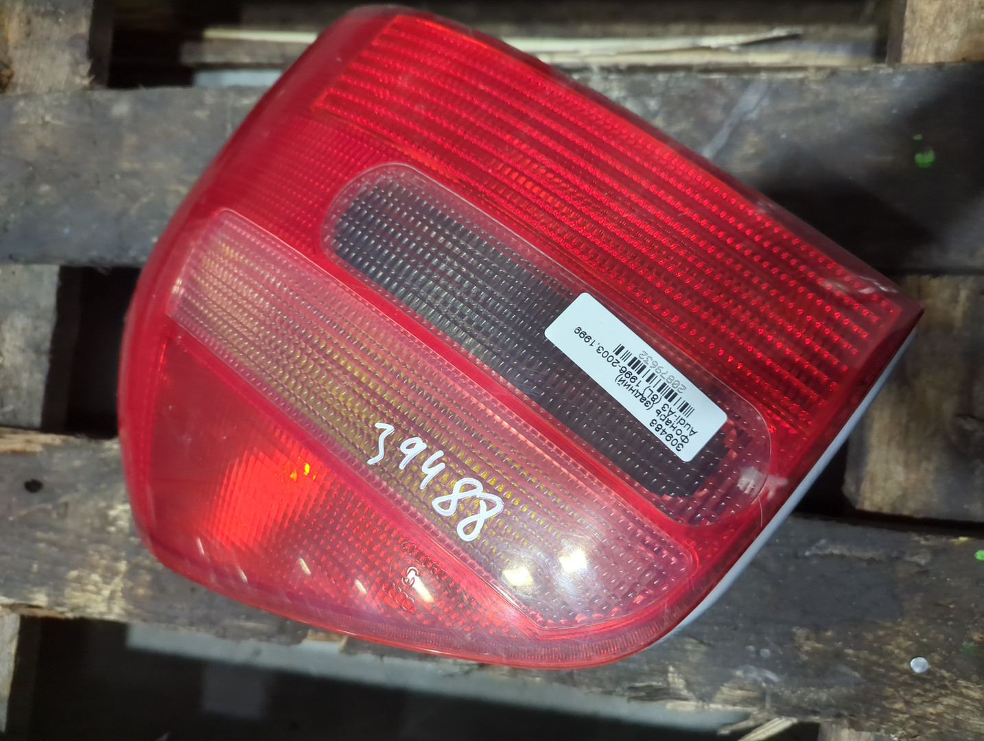 Фонарь задний правый