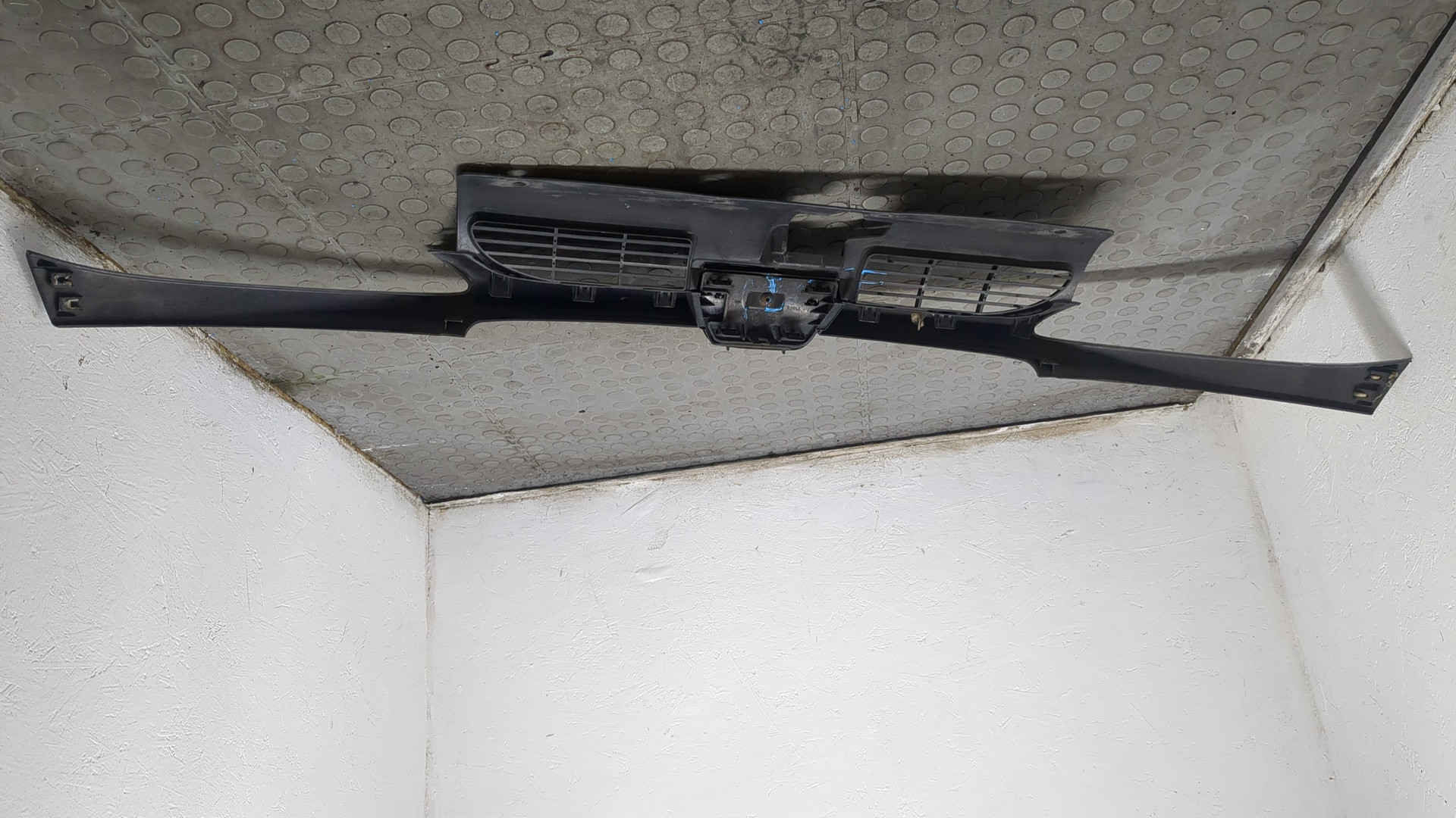 Решетка радиатора