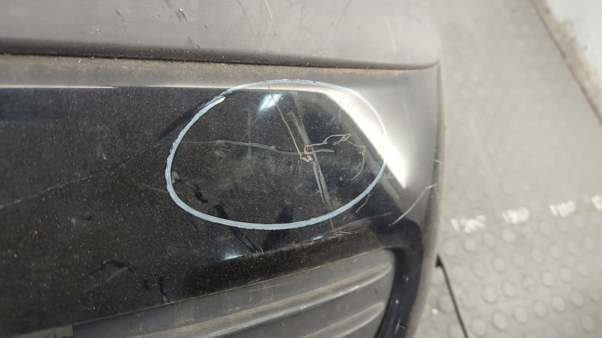 Бампер передний