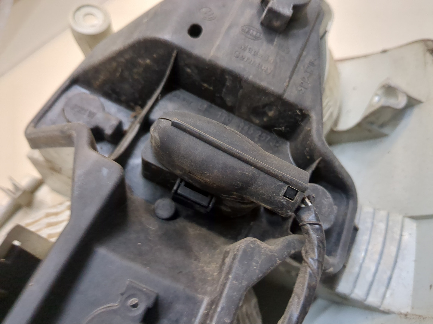 Фонарь задний левый