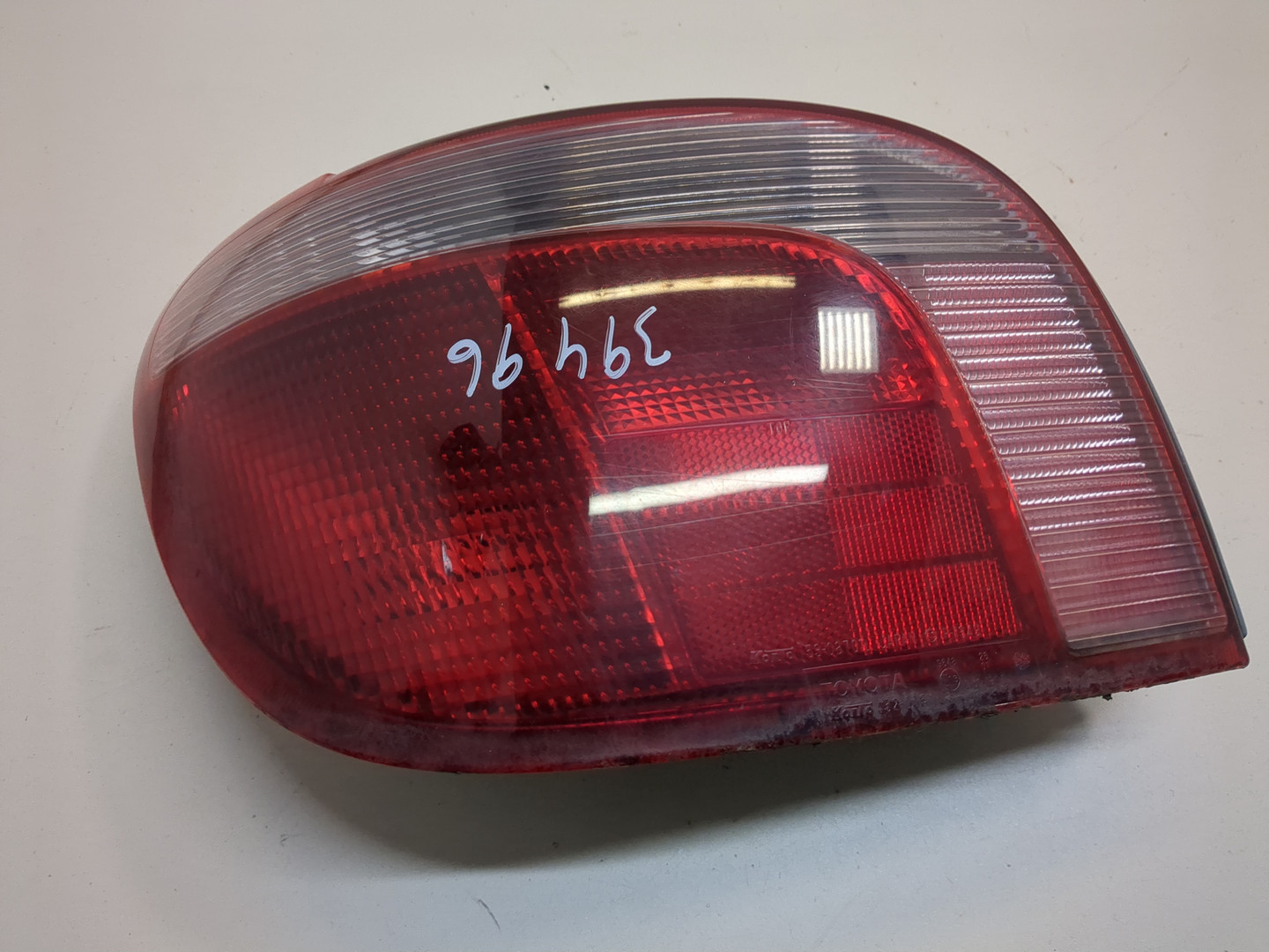 Фонарь задний левый