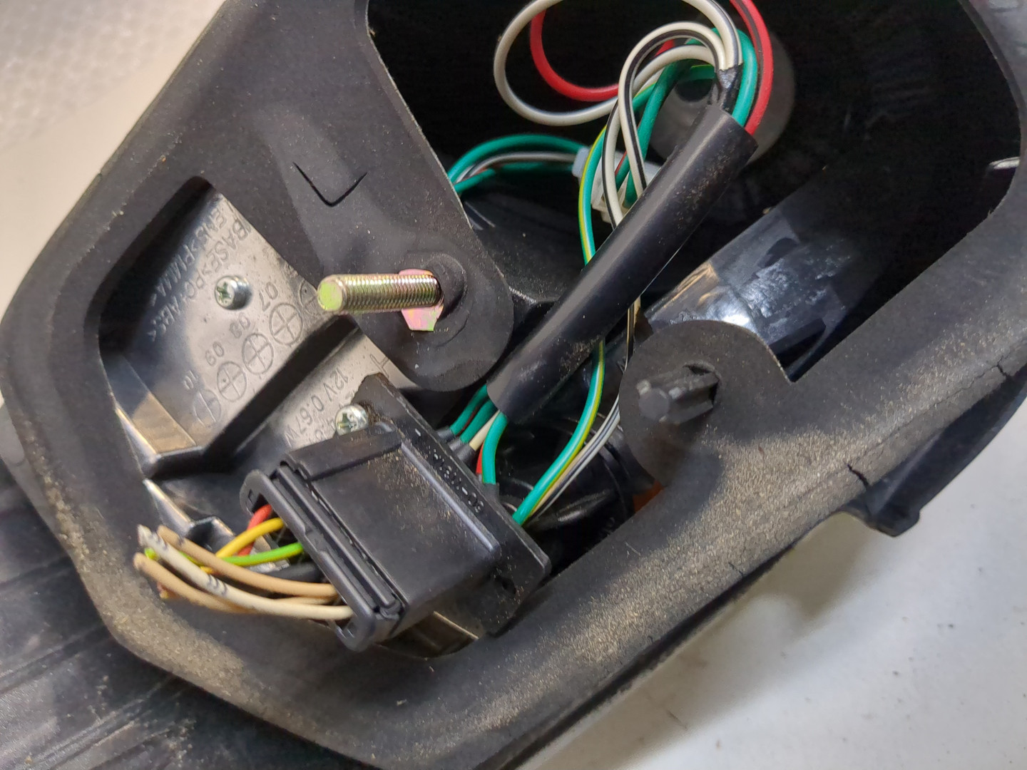 Фонарь задний левый