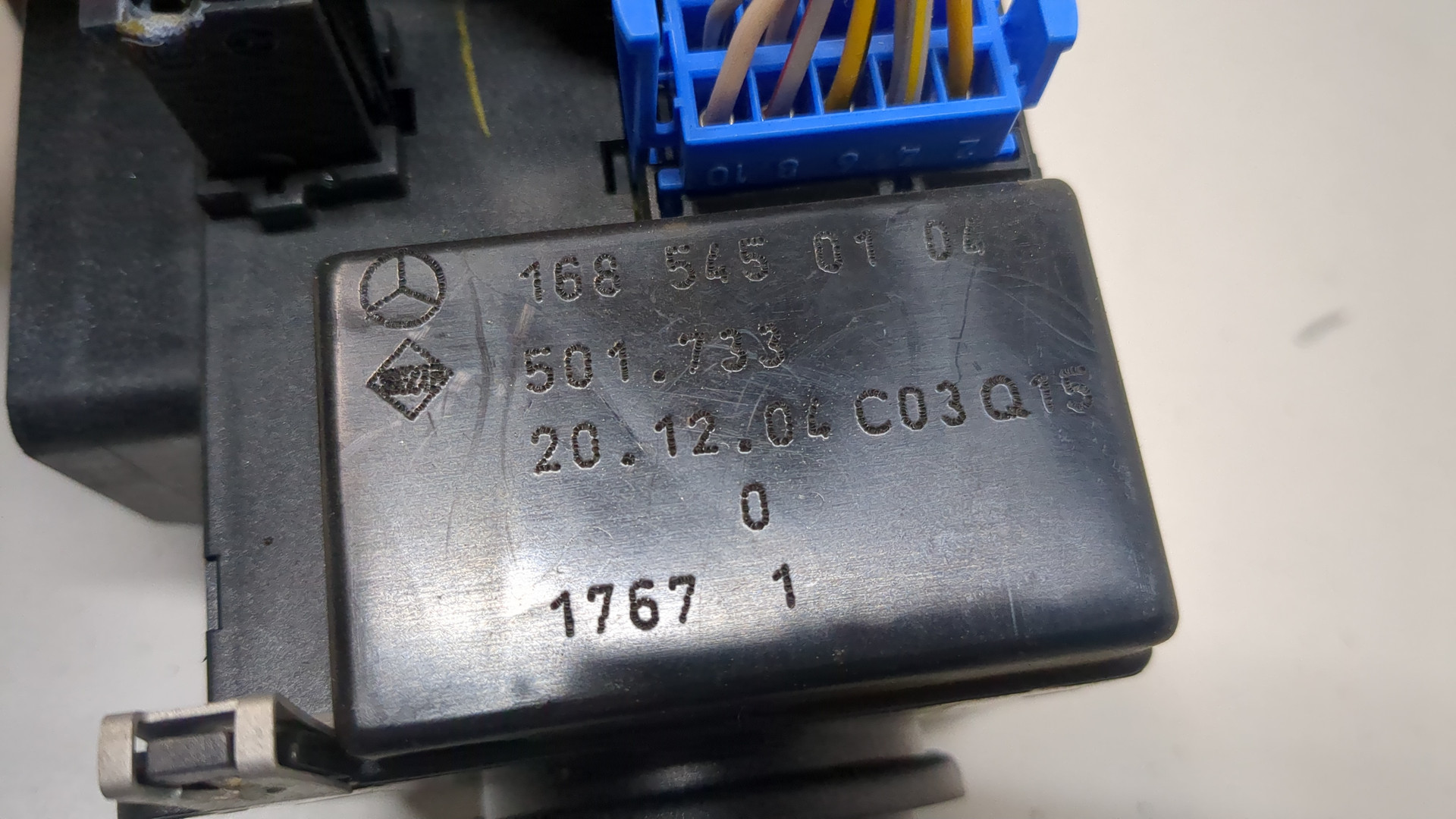 Переключатель света фар