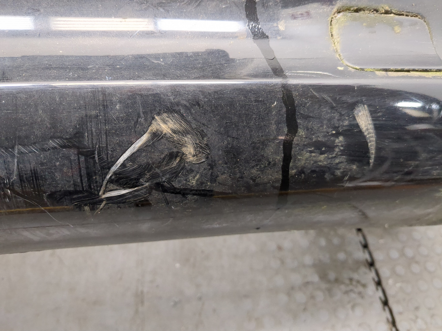 Бампер задний