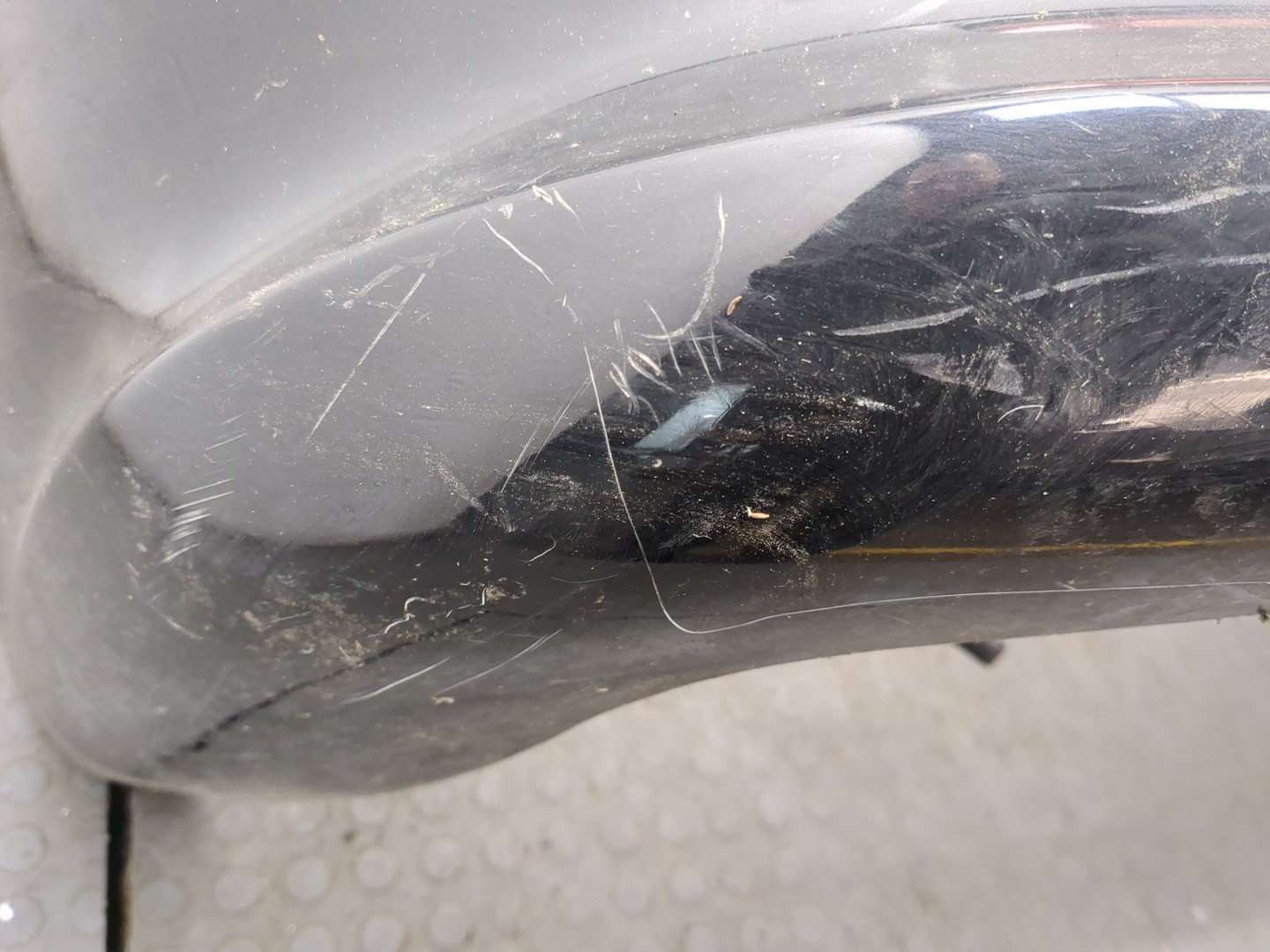 Бампер задний