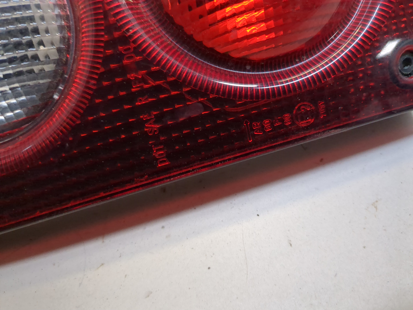 Фонарь задний правый