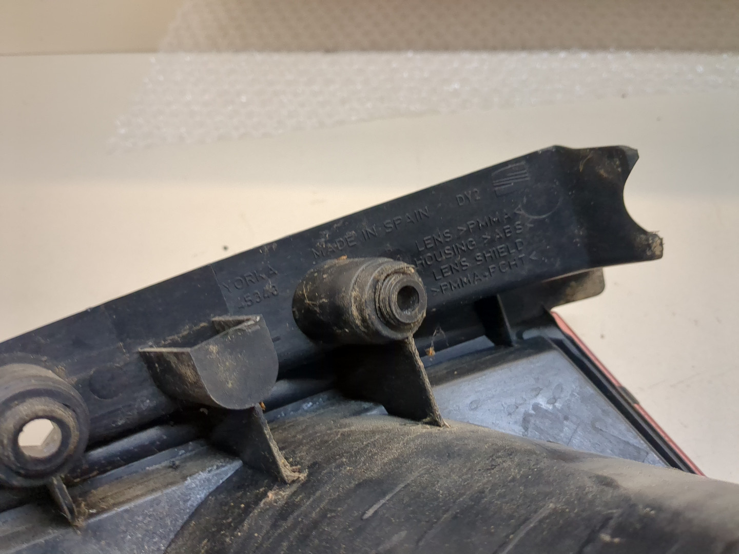 Фонарь задний левый