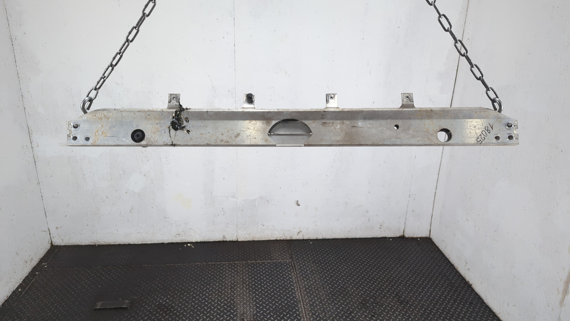 Балка подрадиаторная