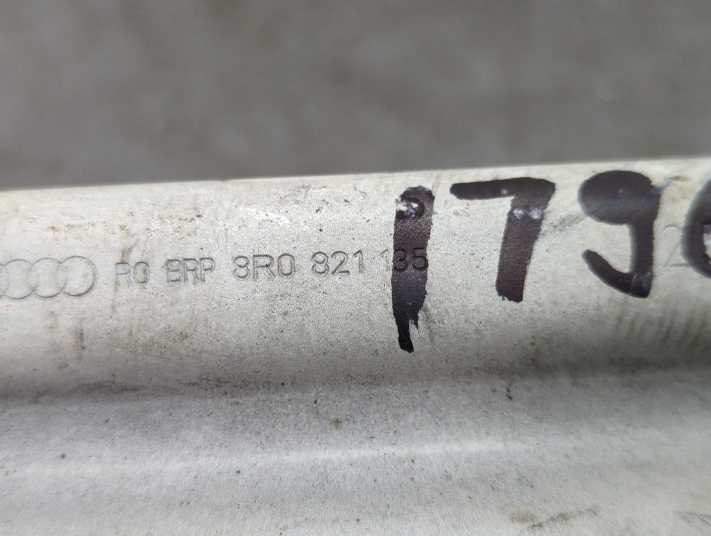 Кронштейн крепления крыла