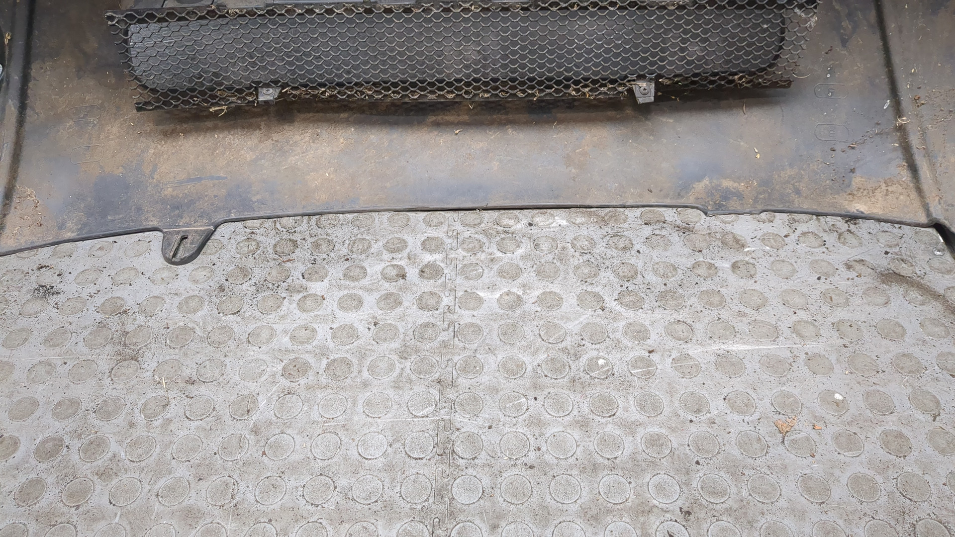 Бампер передний