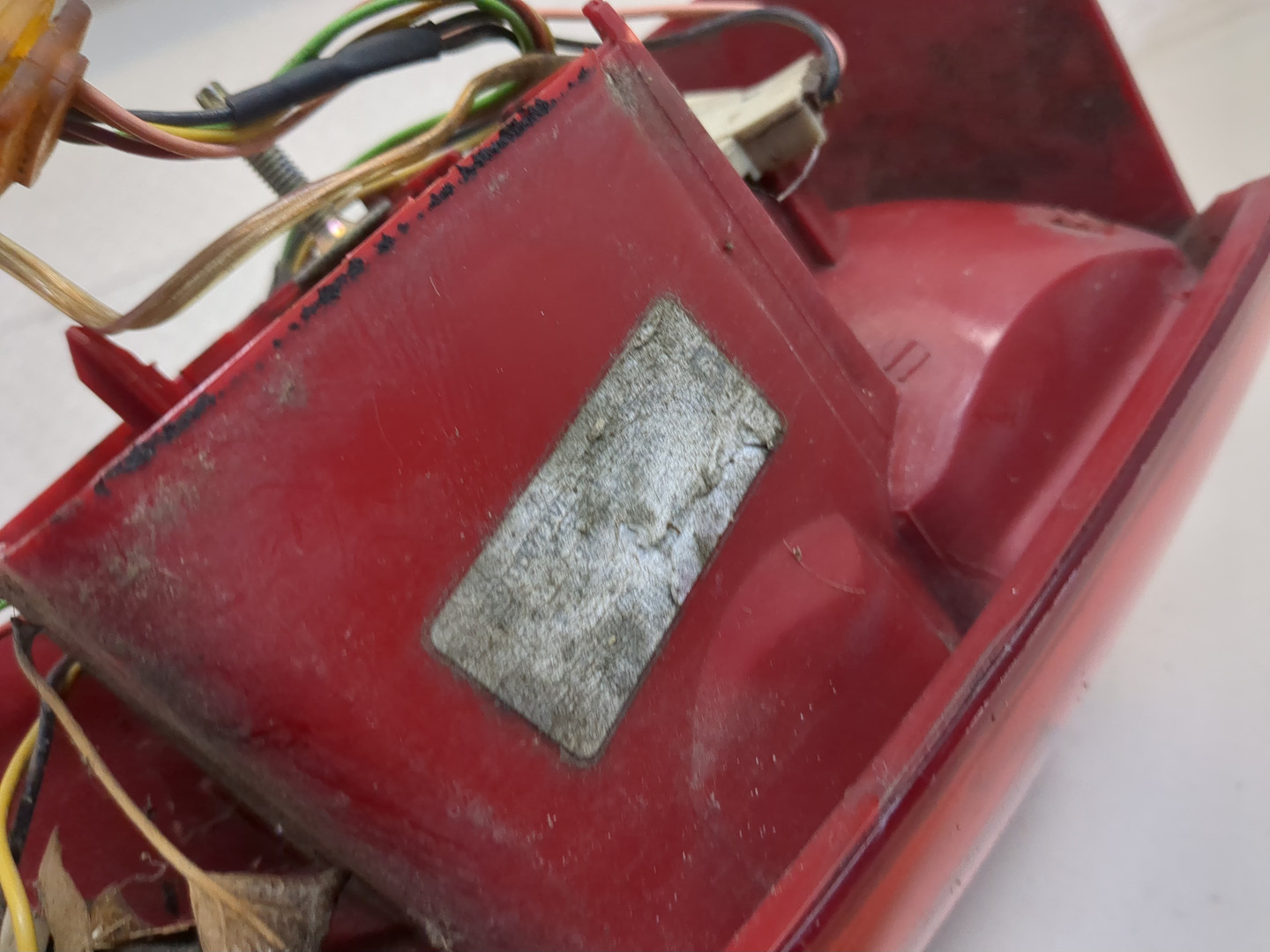 Фонарь задний левый