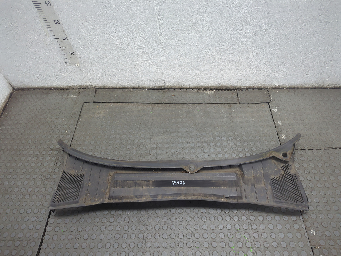 Решетка стеклоочистителей (Жабо)