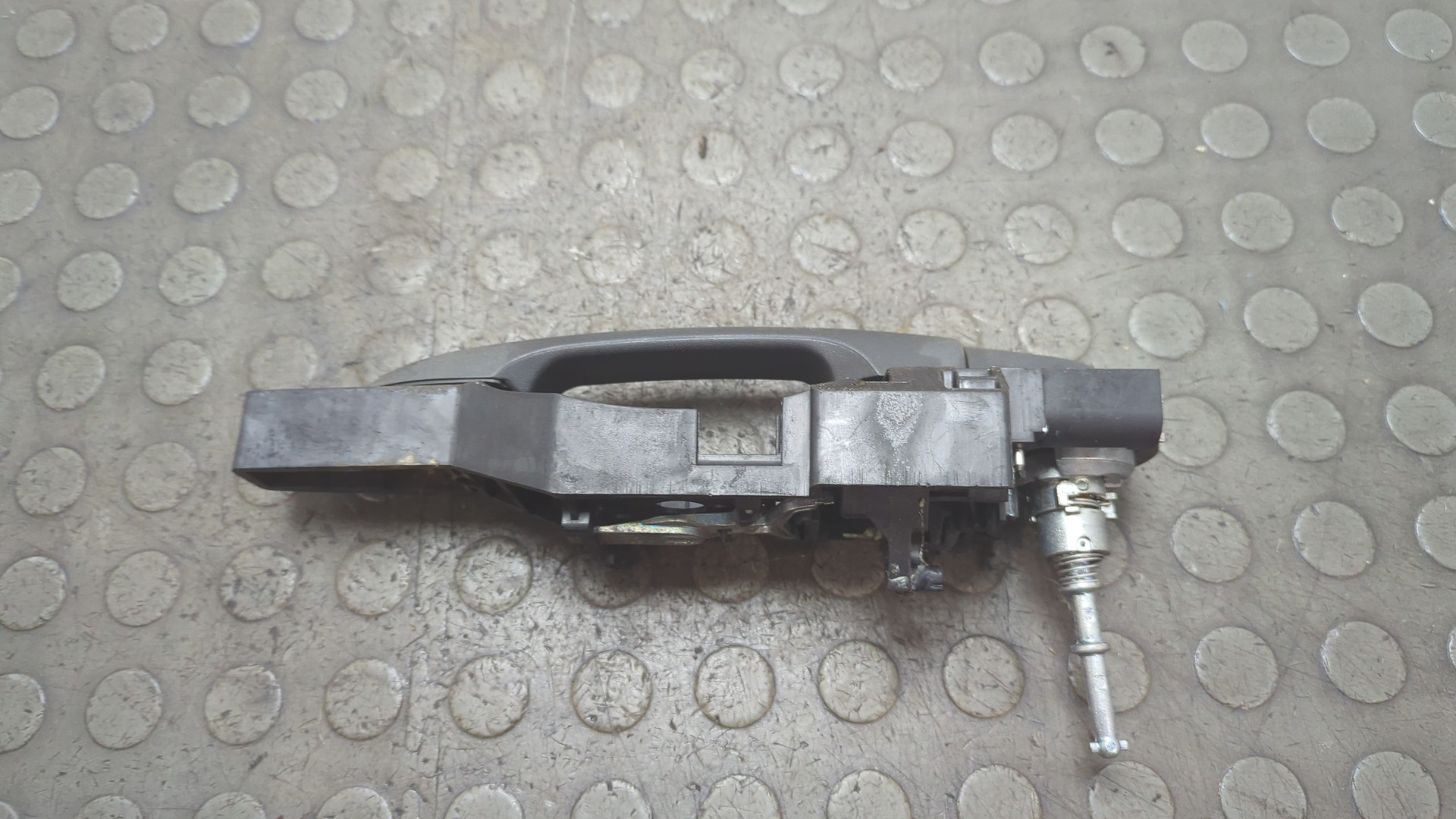 Ручка двери наружная