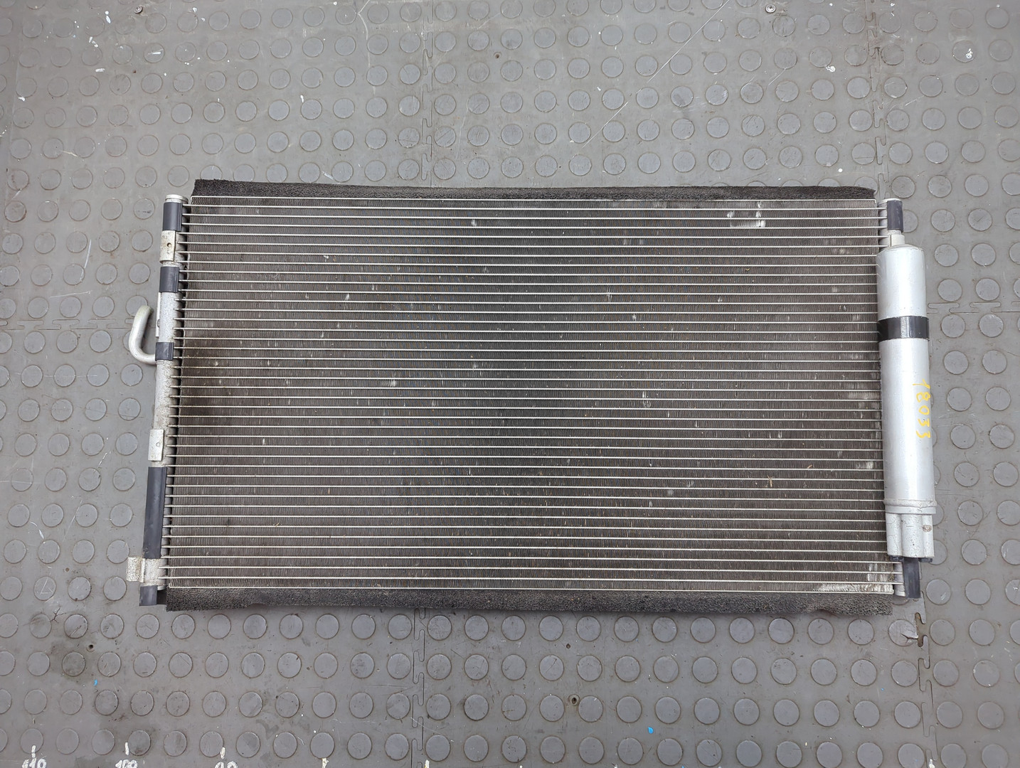 Радиатор кондиционера / конденсер