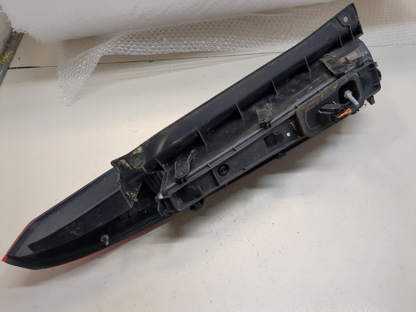 Фонарь задний правый