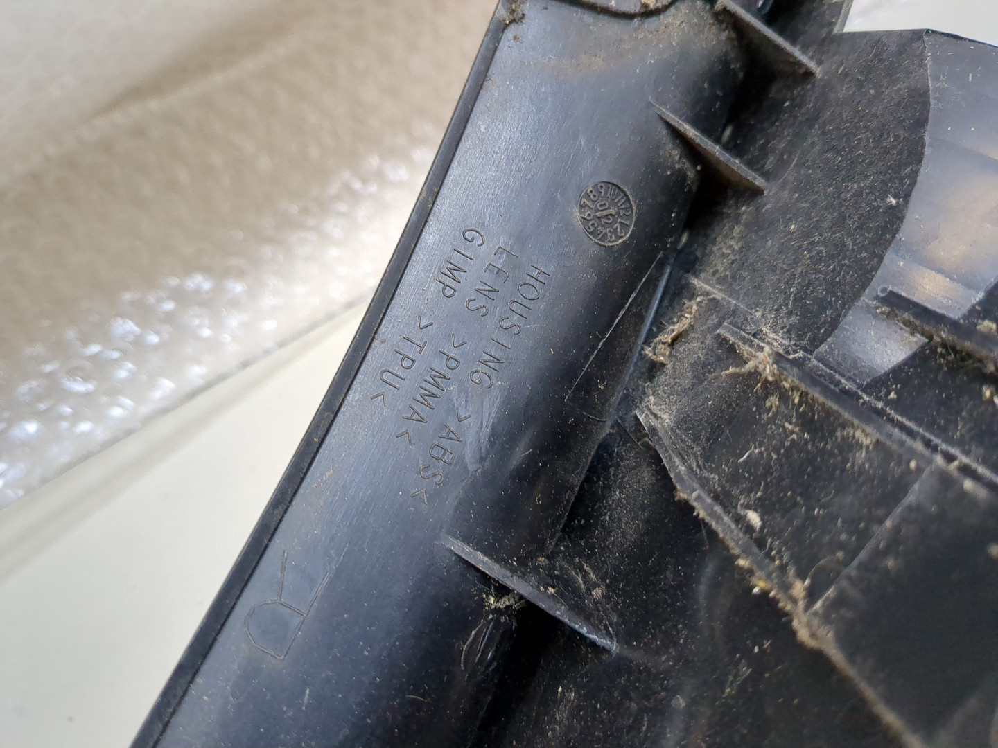 Фонарь задний правый