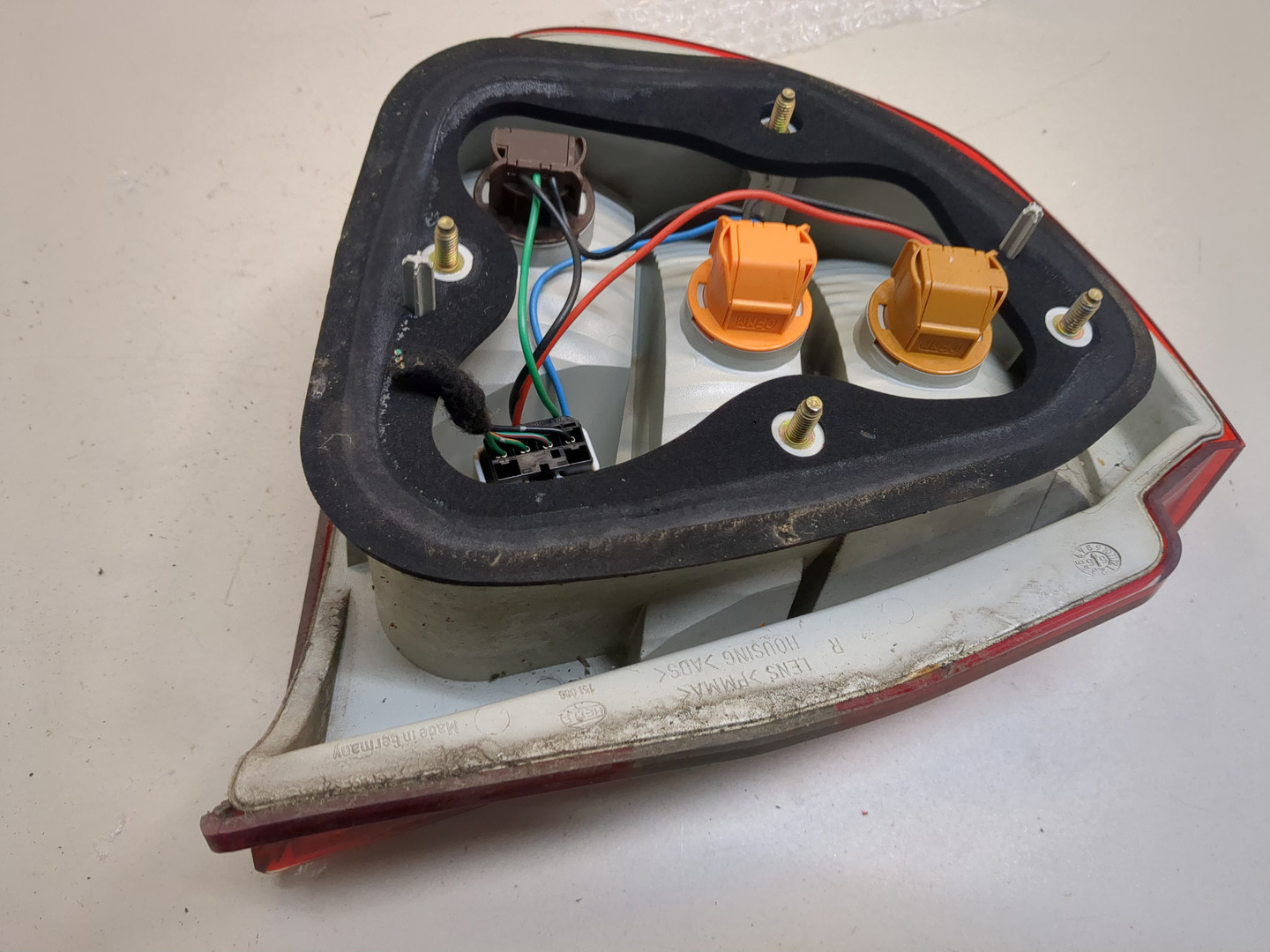 Фонарь задний правый