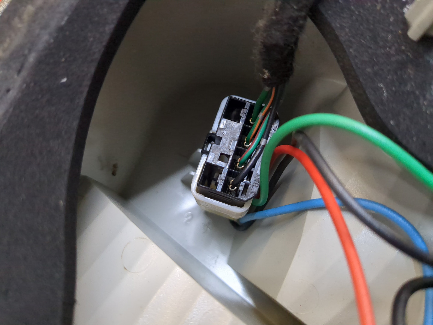 Фонарь задний правый