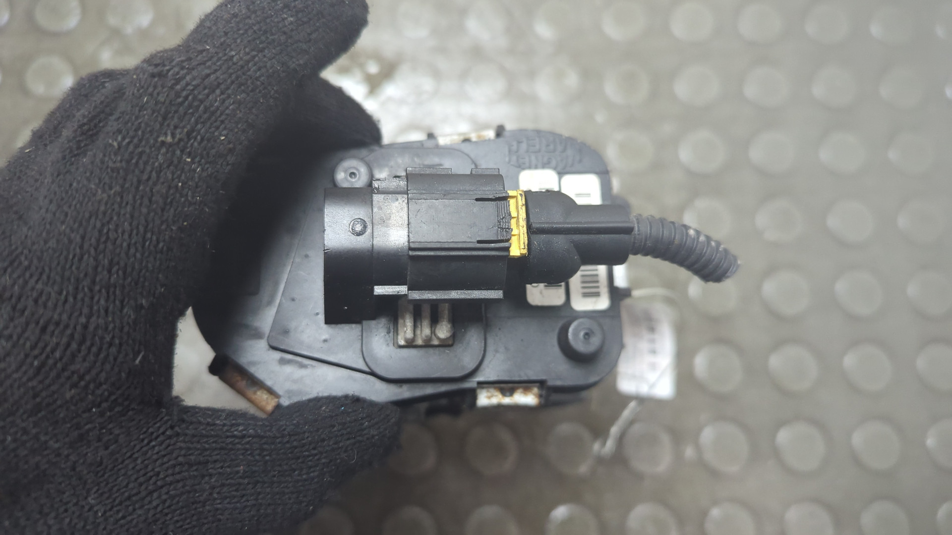 Заслонка дроссельная электрическая