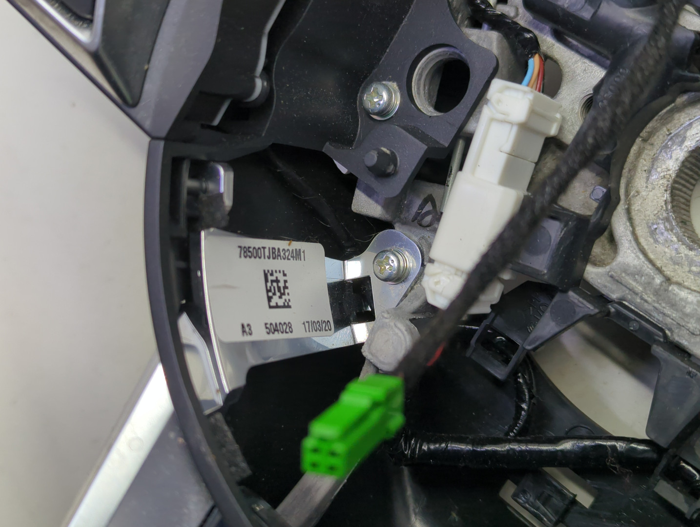 Рулевое колесо (руль)