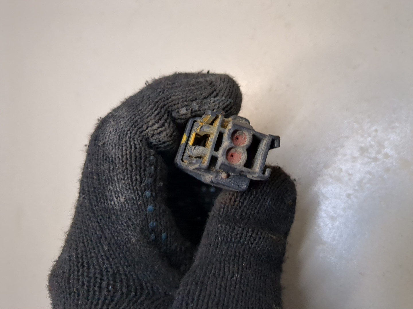 Кулак поворотный задний левый