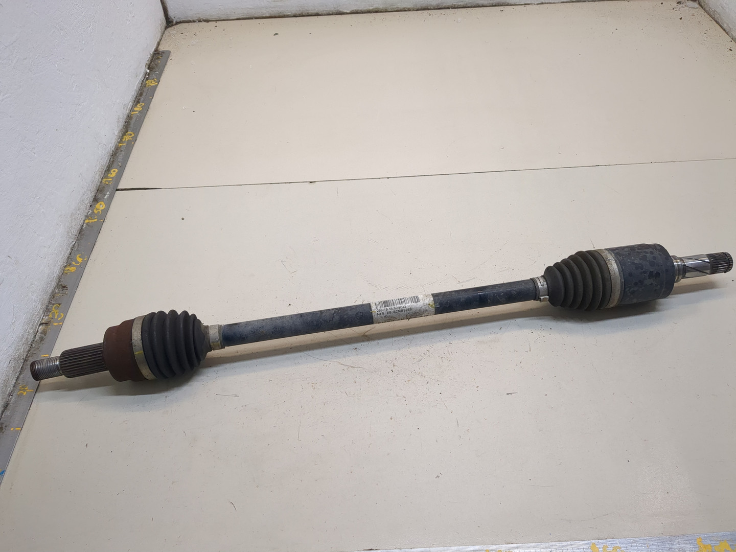 Полуось задняя