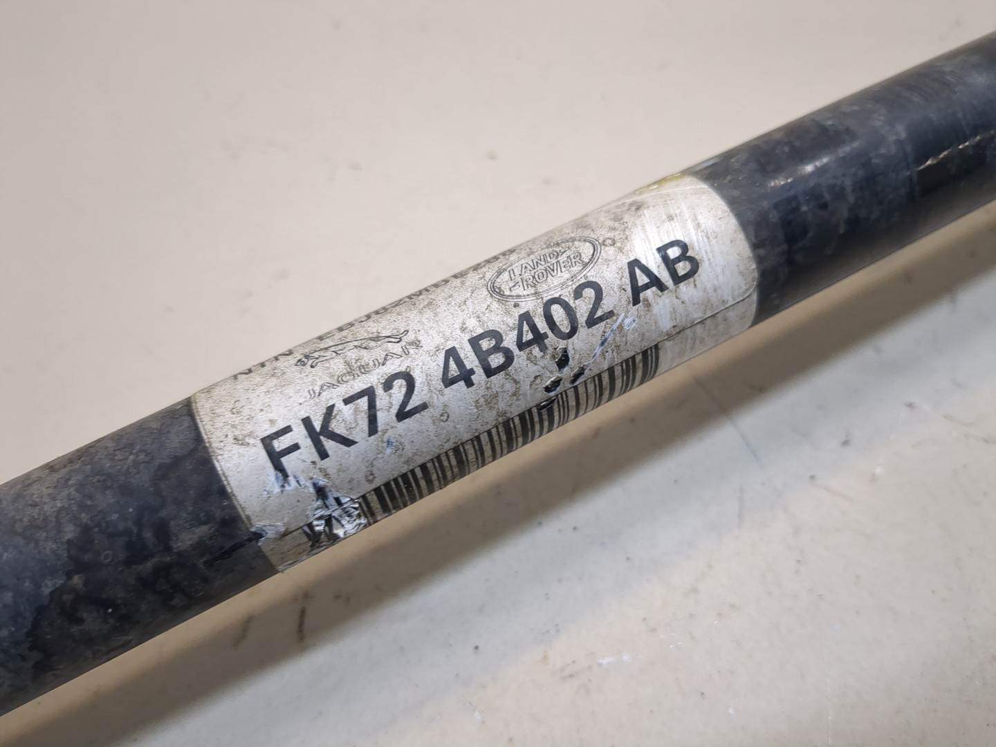 Полуось задняя