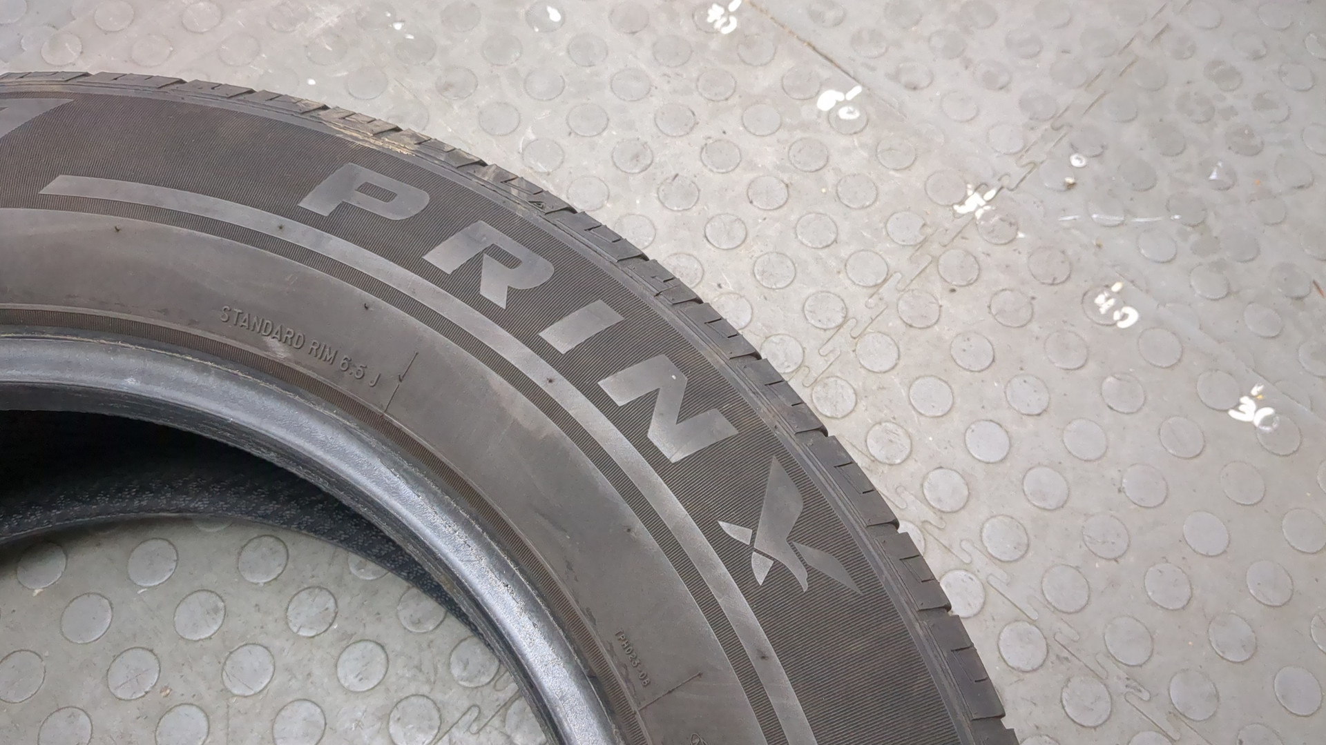 Шины комплект (4 шт.)