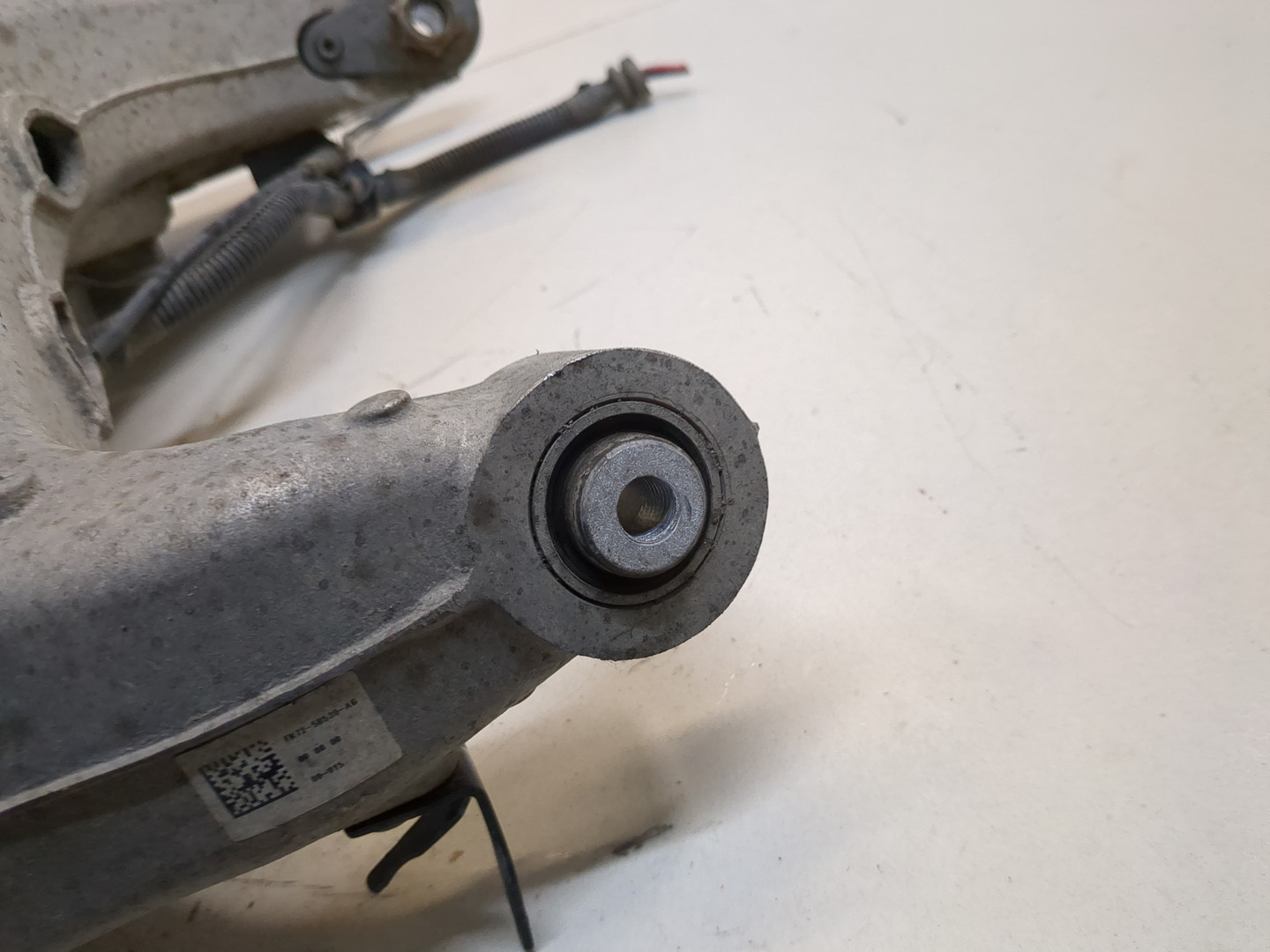 Рычаг задний правый