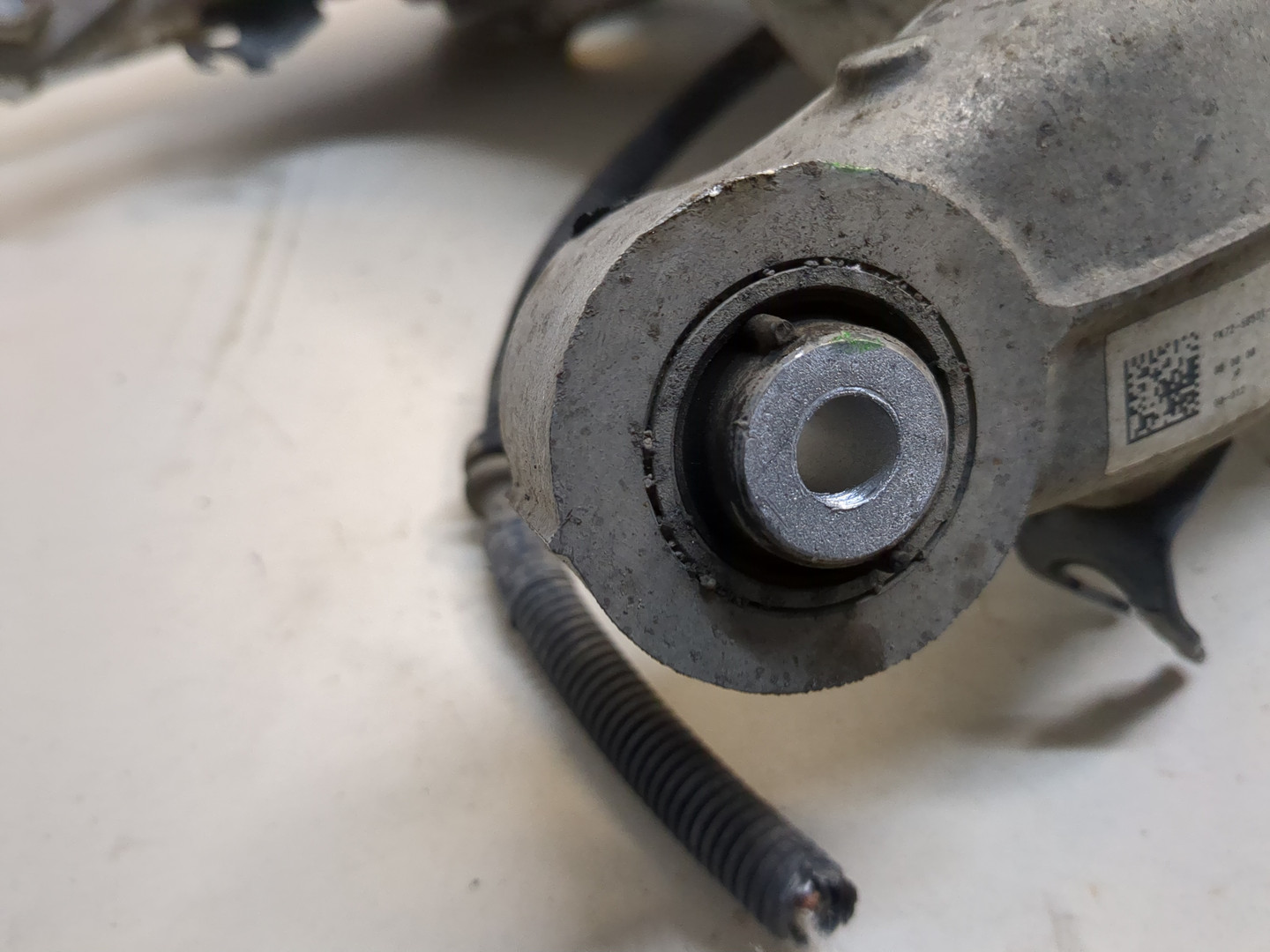 Рычаг задний левый