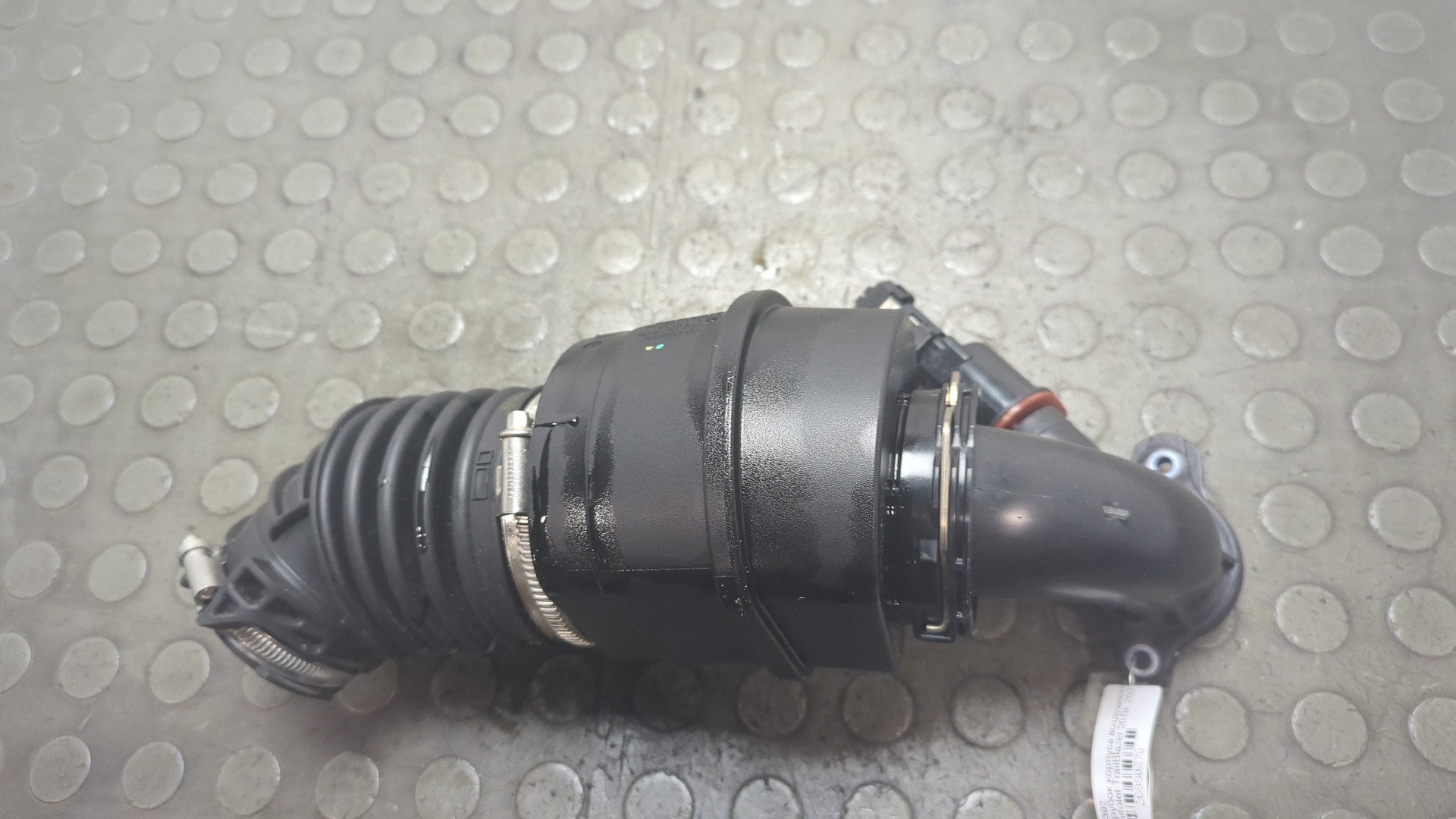 Патрубок воздушного фильтра