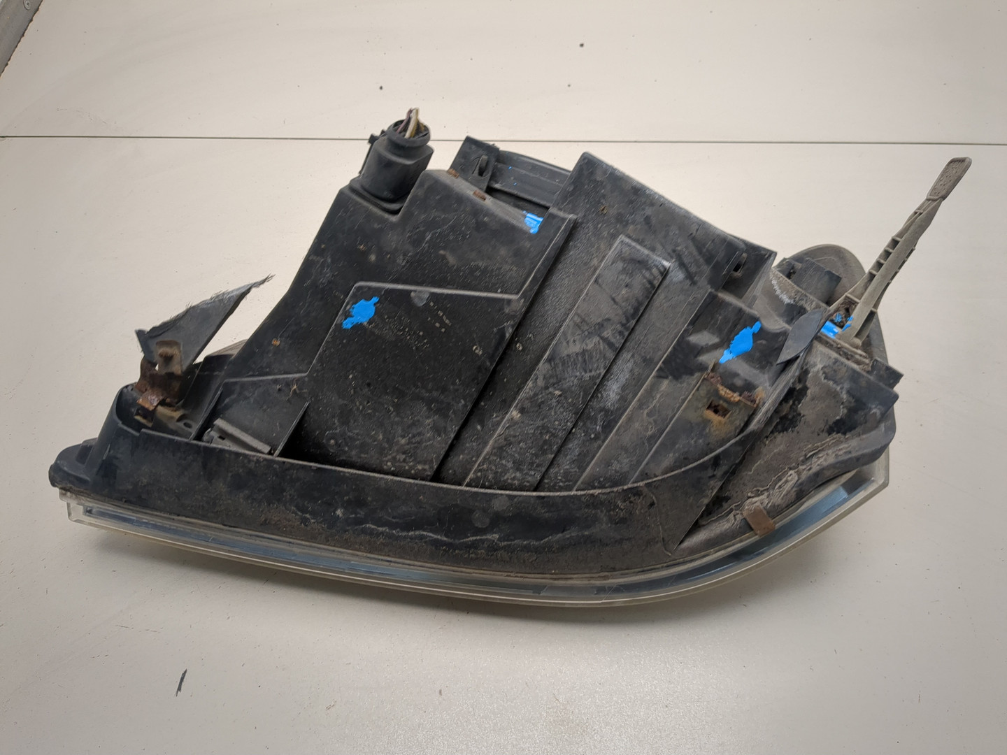 Фара правая