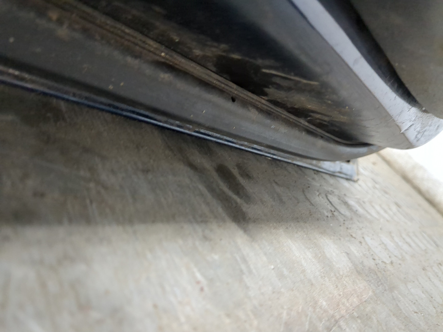 Дверь передняя левая