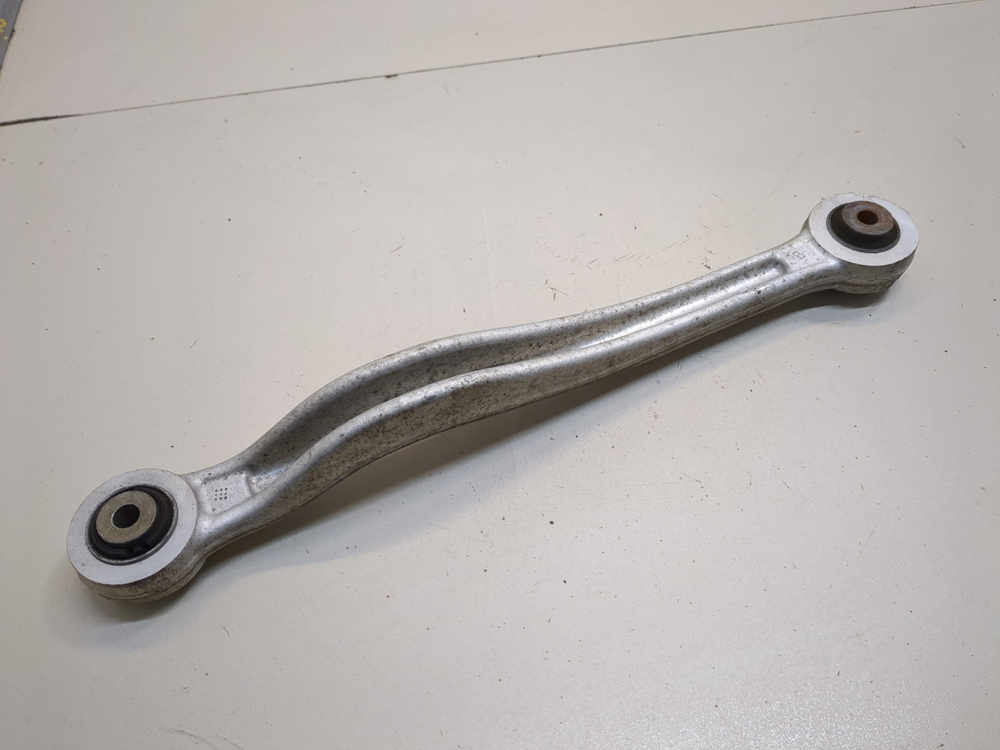 Рычаг задний