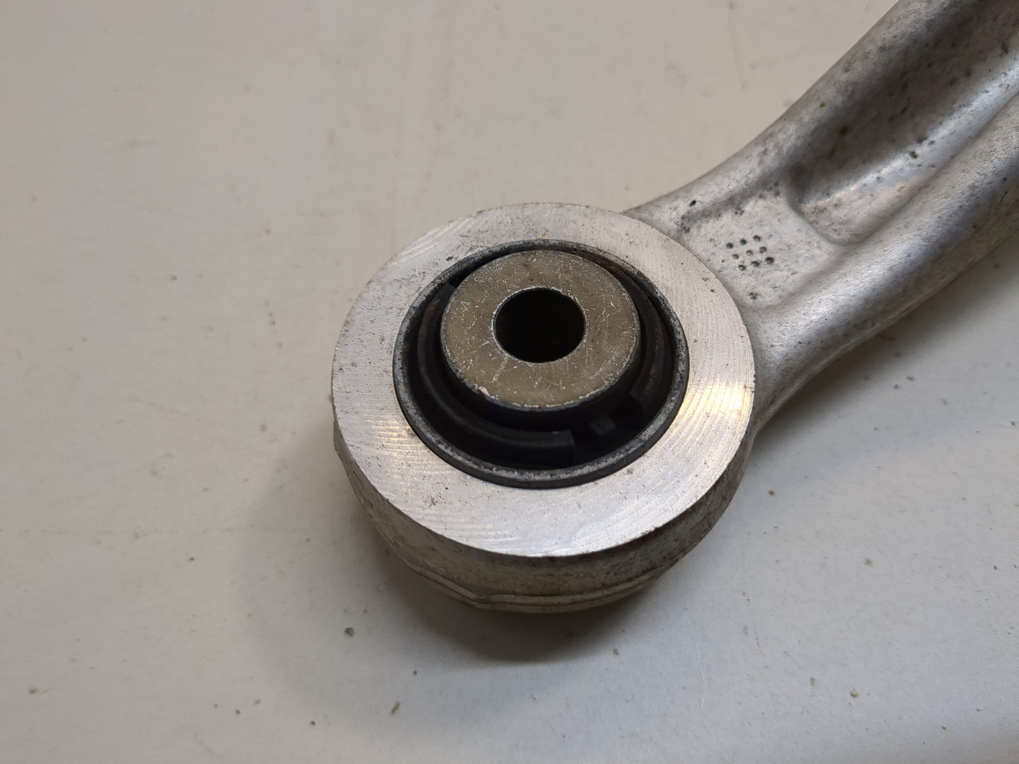 Рычаг задний