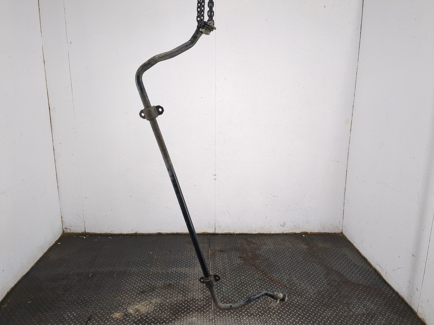 Стабилизатор передний