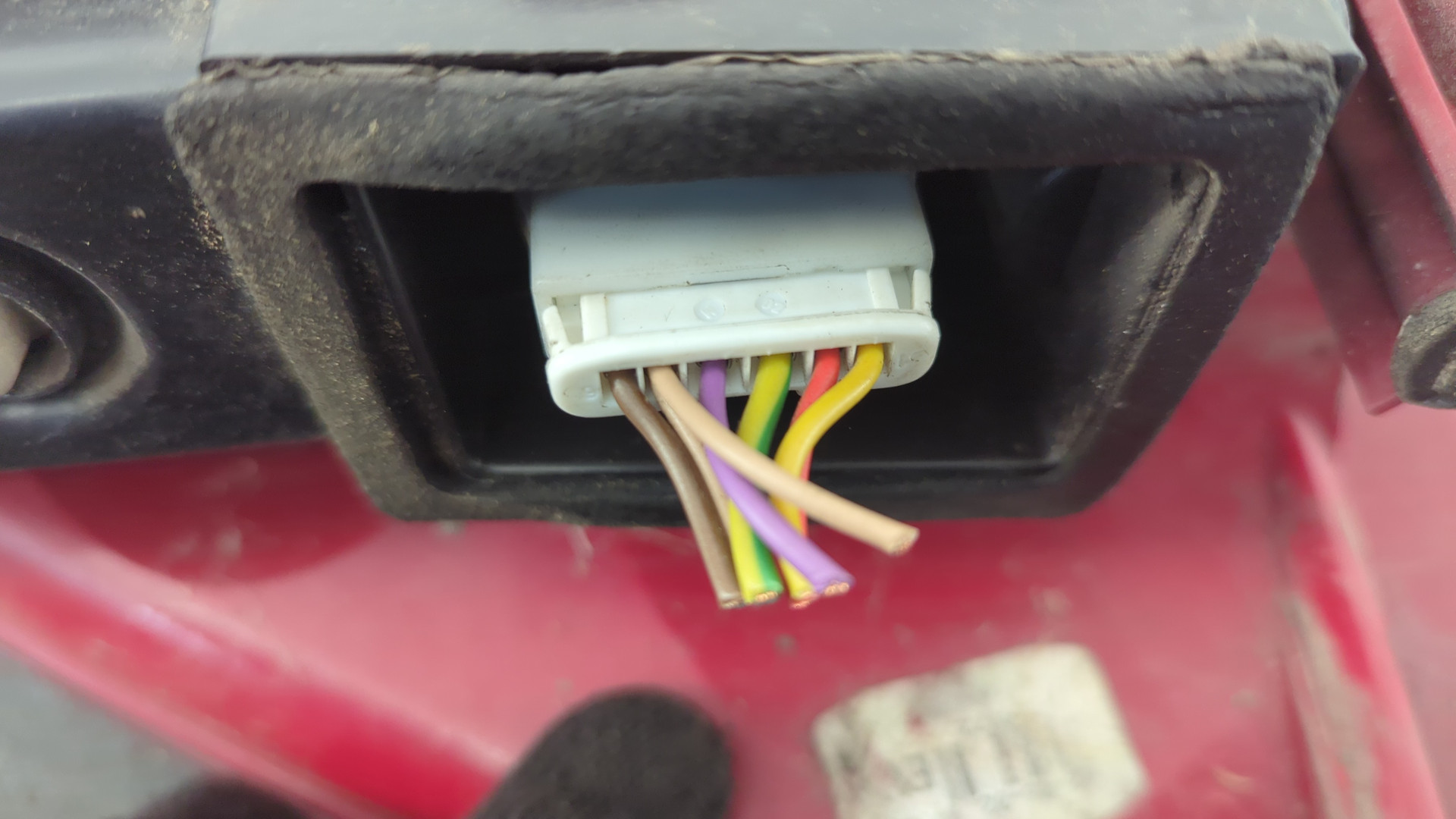 Фонарь задний правый