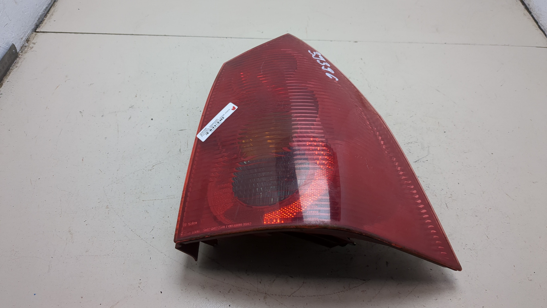 Фонарь задний правый