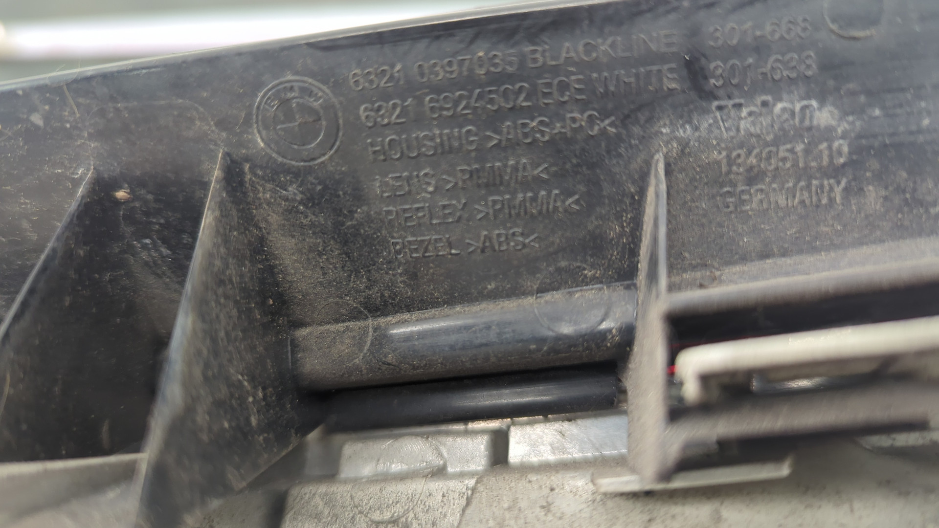 Фонарь задний правый