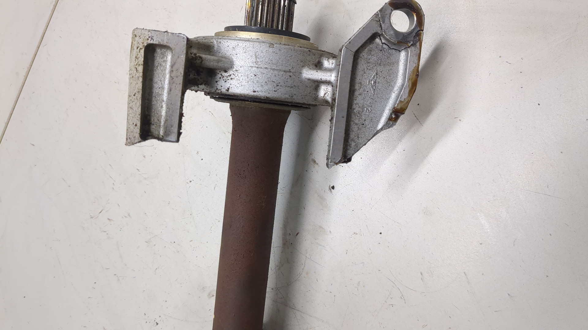 Полуось передняя правая