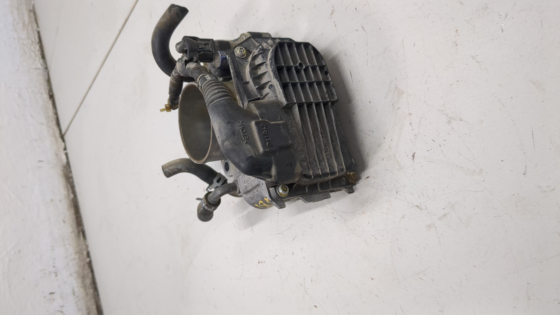 Заслонка дроссельная электрическая