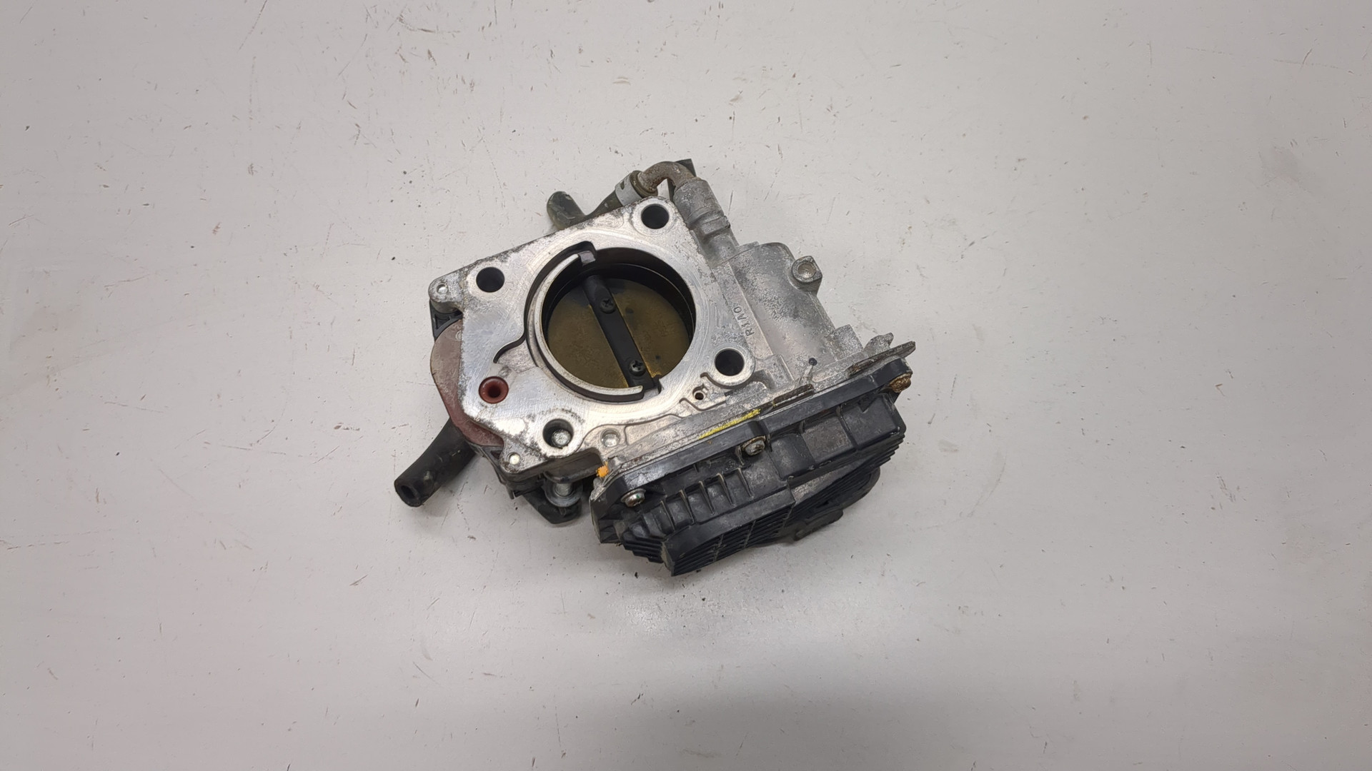 Заслонка дроссельная электрическая